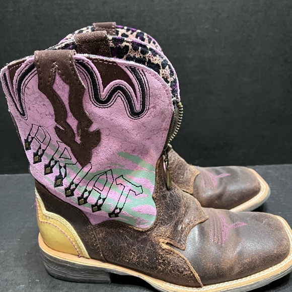 Womens Ariat Boots ropers square toe size 8.5 - Picture 2 of 7